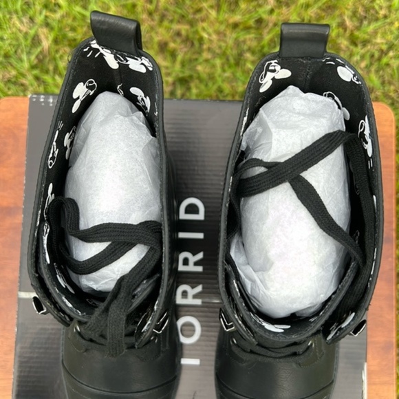 . New Torrid Disney Mickey combat boots - Picture 9 of 16